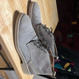 JOHN VARVATOS HIPSTER CHUKKA BOOT MENS US SIZE 9.5 GREY BOOTS